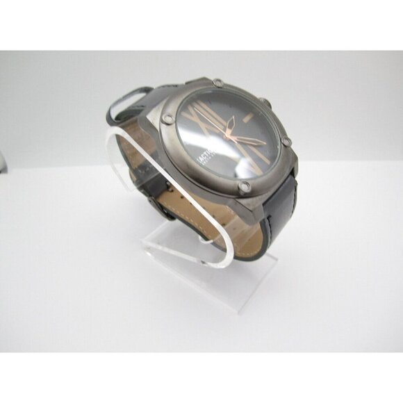 Men Kenneth Cole Reaction Quartz WR Analog 48mm Round Watch (H385) "New Battery" - Picture 4 of 9